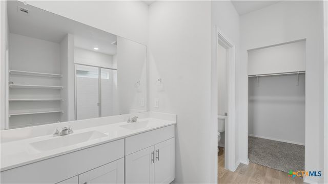 1708 Violeteared Way, Lockhart, TX 78644