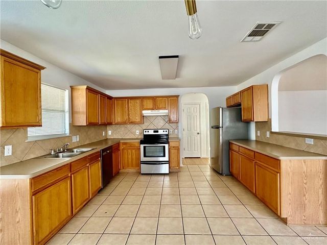 3304 San Fabian Street, Mission, TX 78572