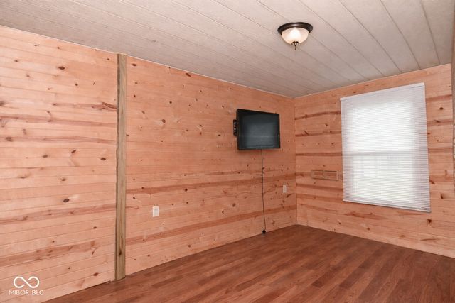 3575 N County Road 400 E, Danville, IN 46122