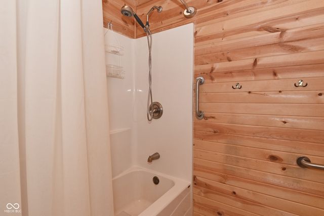 3575 N County Road 400 E, Danville, IN 46122