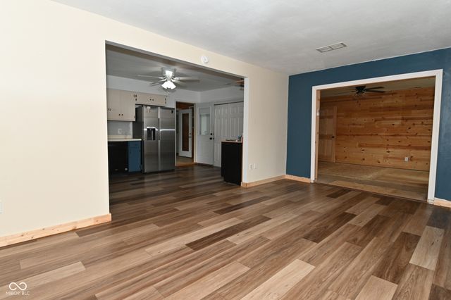 3575 N County Road 400 E, Danville, IN 46122