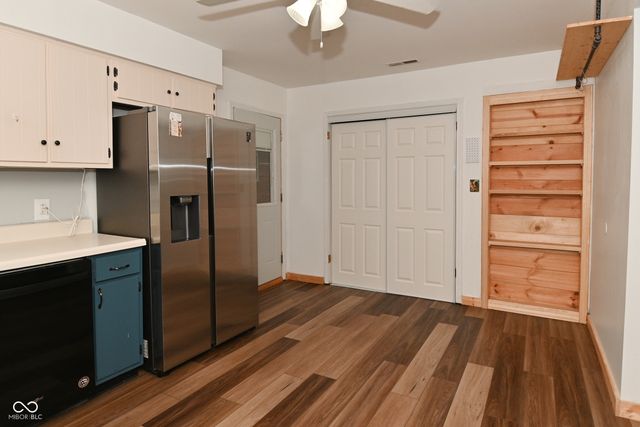 3575 N County Road 400 E, Danville, IN 46122