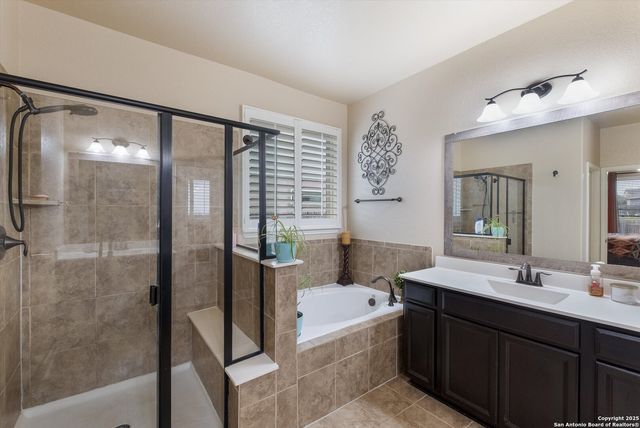 8217 Lovela Bend, San Antonio, TX 78254