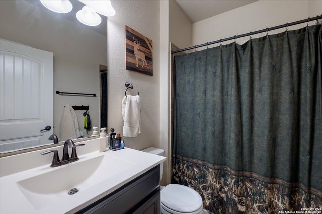 8217 Lovela Bend, San Antonio, TX 78254