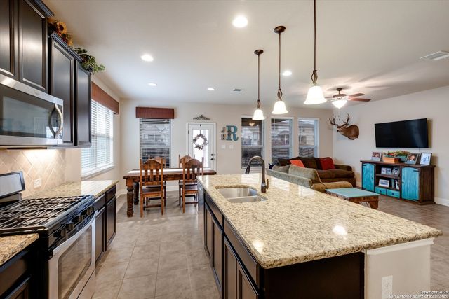 8217 Lovela Bend, San Antonio, TX 78254