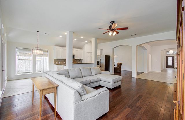 28203 Fantail Drive, Katy, TX 77494