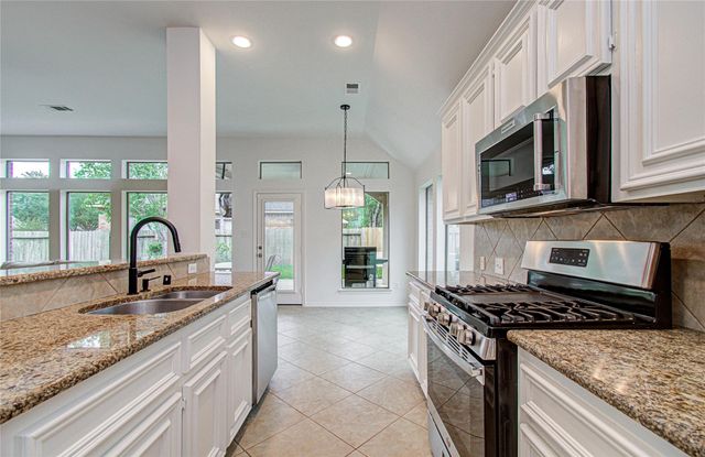 28203 Fantail Drive, Katy, TX 77494