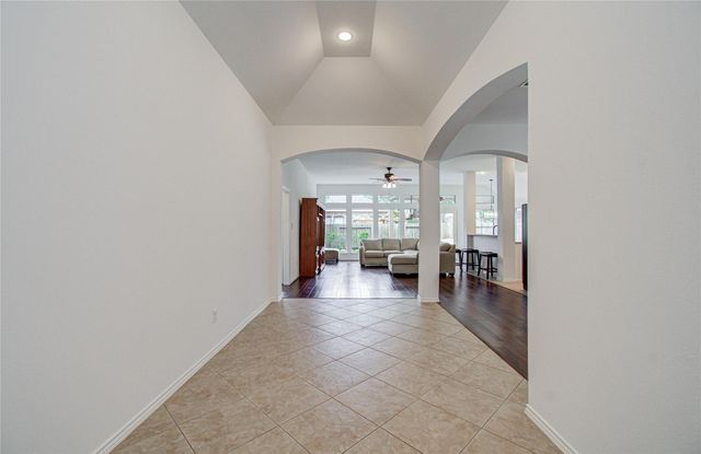 28203 Fantail Drive, Katy, TX 77494