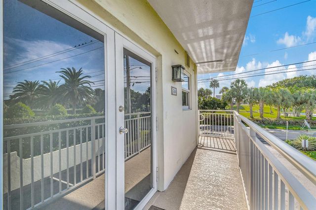 6520 N Ocean Boulevard 30, Ocean Ridge, FL 33435
