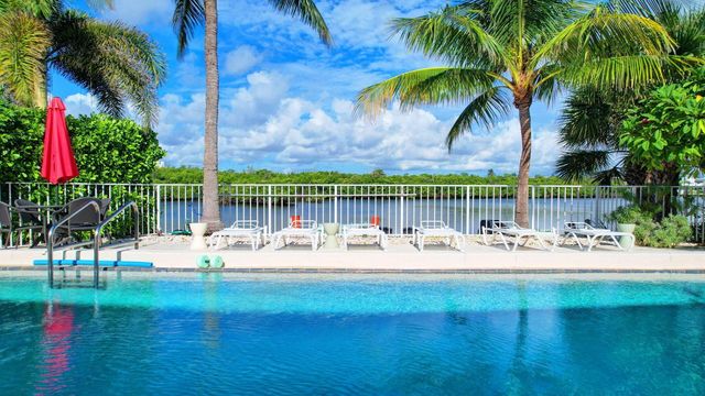 6520 N Ocean Boulevard 30, Ocean Ridge, FL 33435