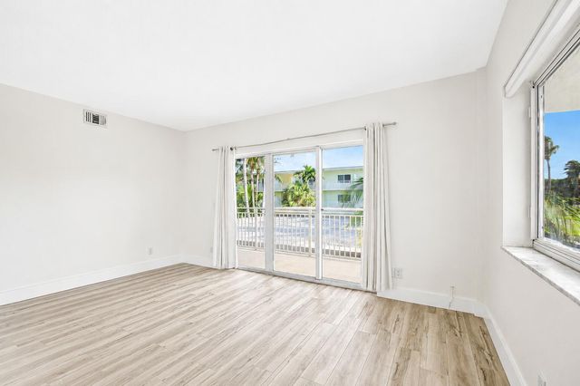 6520 N Ocean Boulevard 30, Ocean Ridge, FL 33435