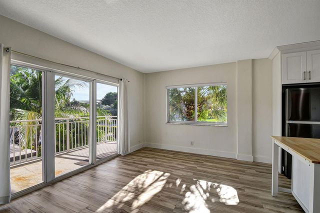 6520 N Ocean Boulevard 30, Ocean Ridge, FL 33435