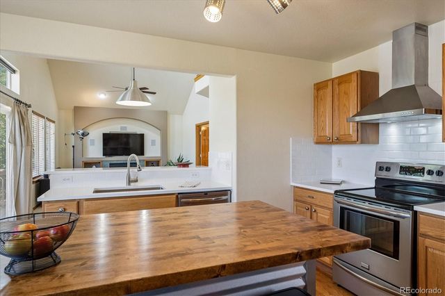 8419 Dove Ridge Way, Parker, CO 80134