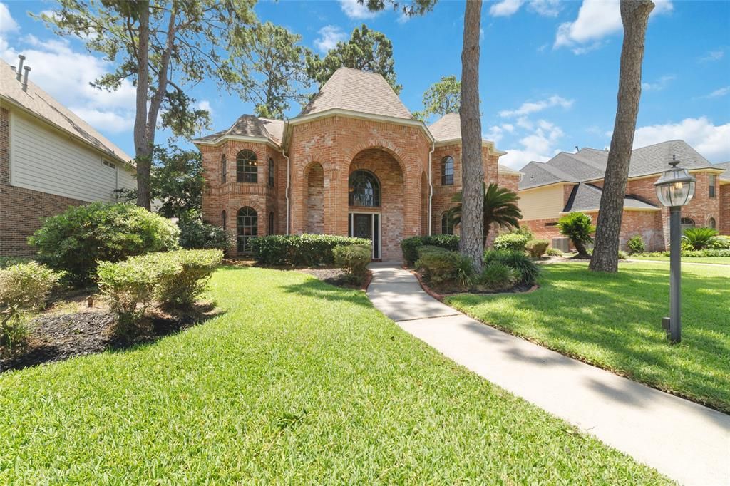 17507 Shelburne Lane, Spring, TX 77379
