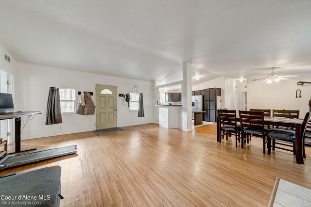 116 N Woolsey CT, Post Falls, ID 83854