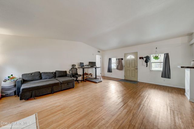 116 N Woolsey CT, Post Falls, ID 83854