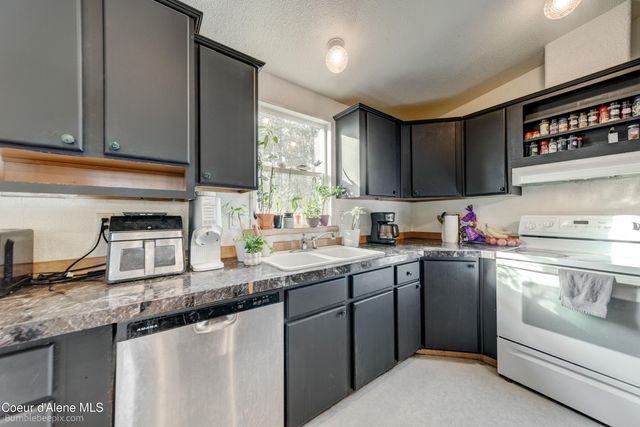 116 N Woolsey CT, Post Falls, ID 83854