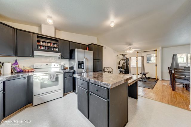 116 N Woolsey CT, Post Falls, ID 83854