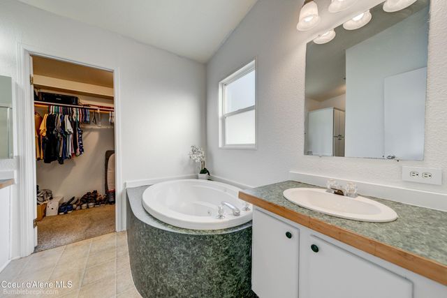 116 N Woolsey CT, Post Falls, ID 83854