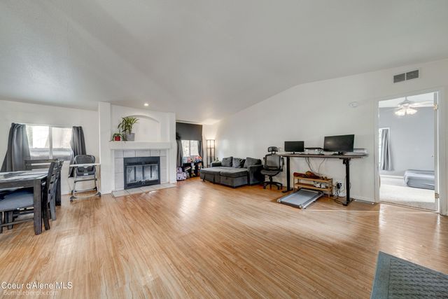 116 N Woolsey CT, Post Falls, ID 83854