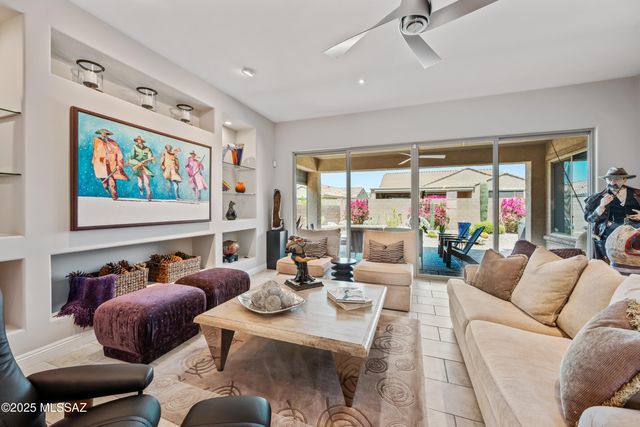 13945 N Bright Angel Trail, Marana, AZ 85658