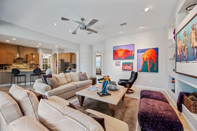 13945 N Bright Angel Trail, Marana, AZ 85658