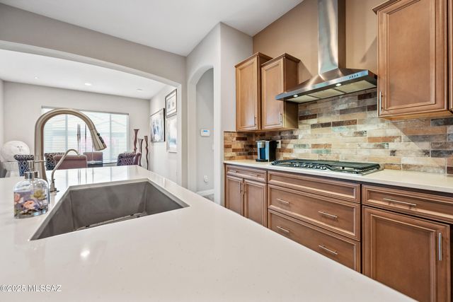 13945 N Bright Angel Trail, Marana, AZ 85658