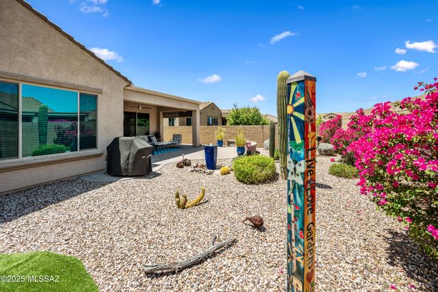 13945 N Bright Angel Trail, Marana, AZ 85658