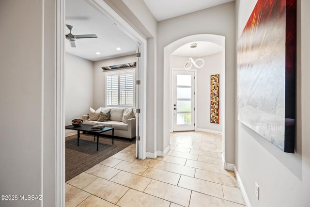 13945 N Bright Angel Trail, Marana, AZ 85658