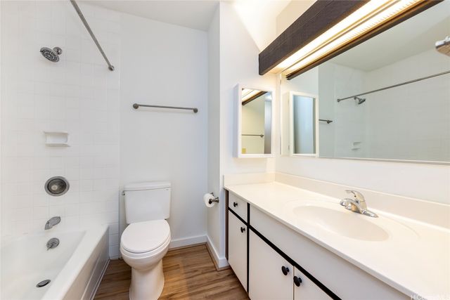 1015 Aoloa Place 210, Kailua, HI 96734