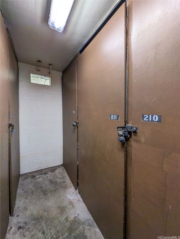 1015 Aoloa Place 210, Kailua, HI 96734