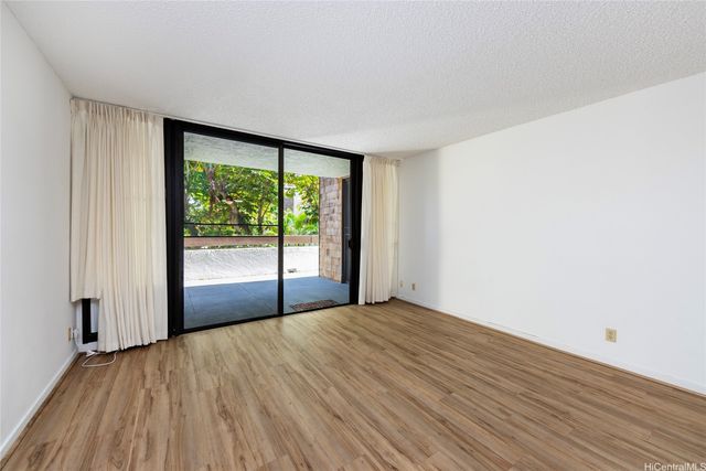 1015 Aoloa Place 210, Kailua, HI 96734