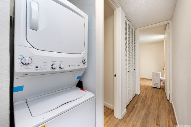 1015 Aoloa Place 210, Kailua, HI 96734