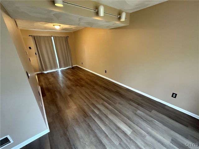 916 Mildred Avenue 914, Utica, NY 13502