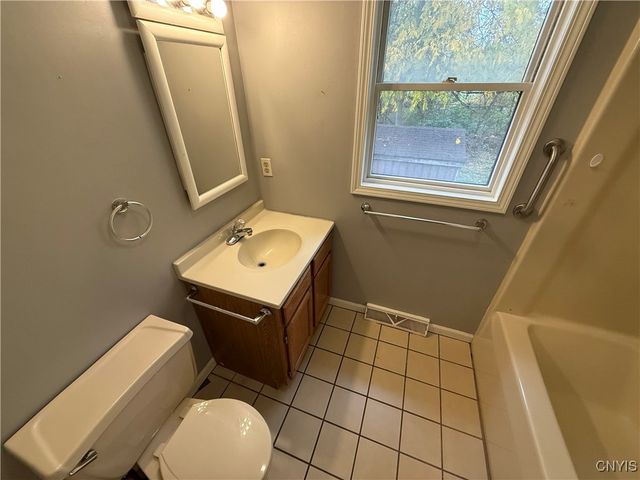 916 Mildred Avenue 914, Utica, NY 13502