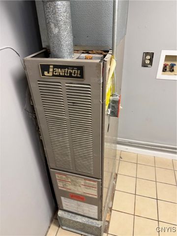 916 Mildred Avenue 914, Utica, NY 13502