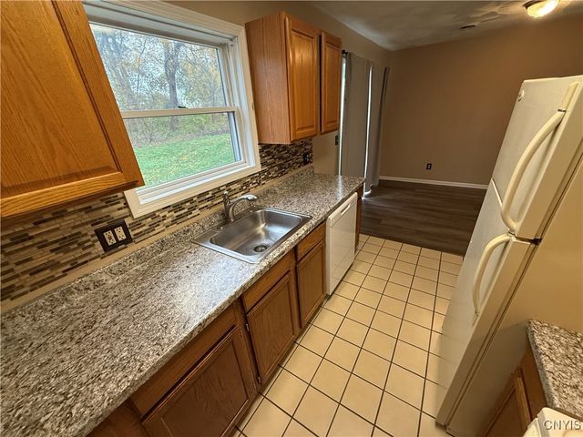 916 Mildred Avenue 914, Utica, NY 13502