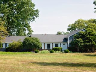 1848 E Marmion Place, Crete, IL 60417