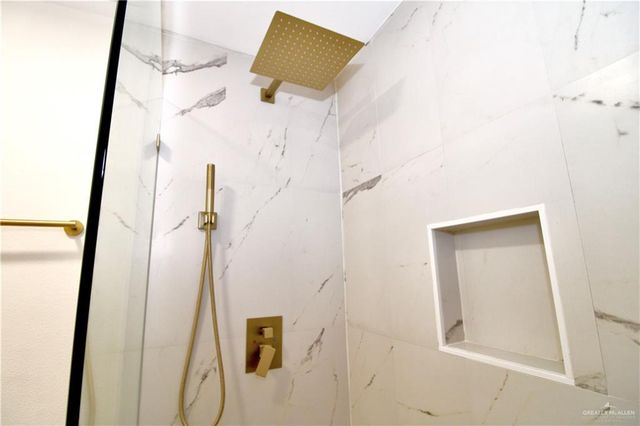 2217 Linsay Avenue, Weslaco, TX 78596