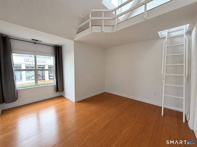 90 Main Street 4, Westport, CT 06880