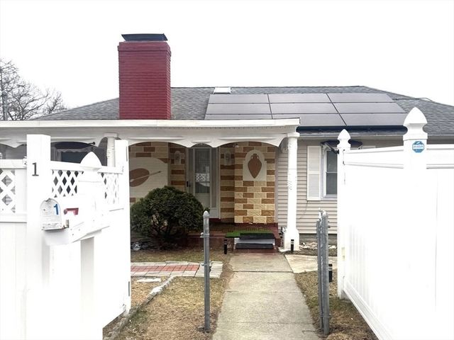 1 Rockland Road Ct, Auburn, MA 01501