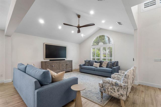 18770 SE River Ridge Road, Jupiter, FL 33469