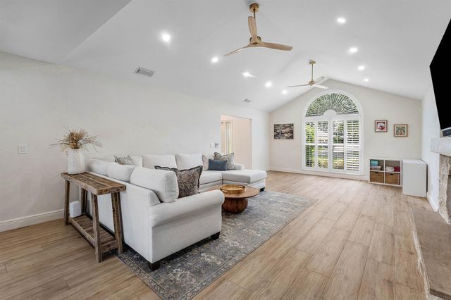 18770 SE River Ridge Road, Jupiter, FL 33469