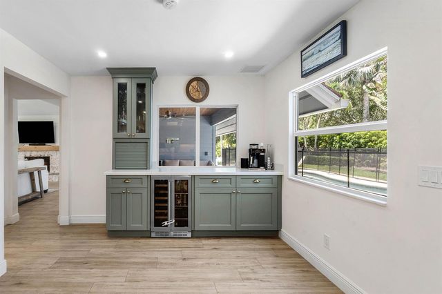 18770 SE River Ridge Road, Jupiter, FL 33469