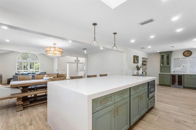 18770 SE River Ridge Road, Jupiter, FL 33469