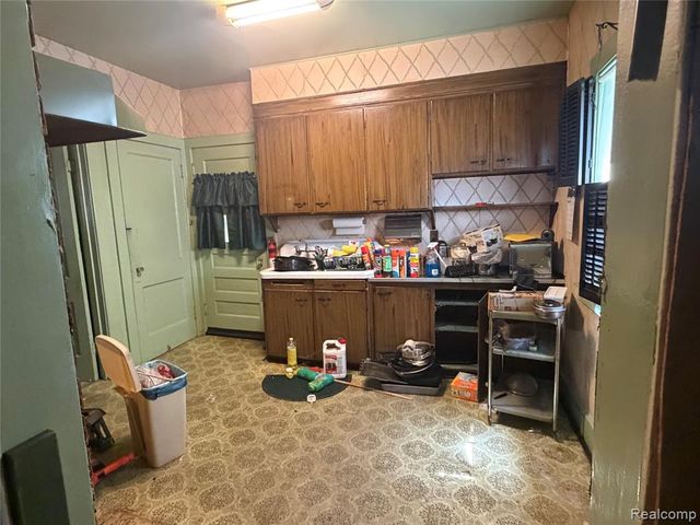 8090 Forestlawn Street, Detroit, MI 48234
