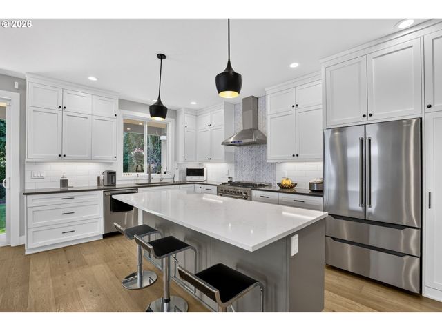 9228 Sw 50TH Ave, Portland, OR 97219