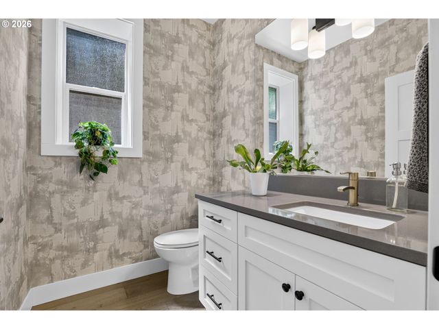 9228 Sw 50TH Ave, Portland, OR 97219