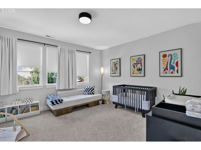 9228 Sw 50TH Ave, Portland, OR 97219