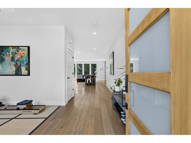 9228 Sw 50TH Ave, Portland, OR 97219